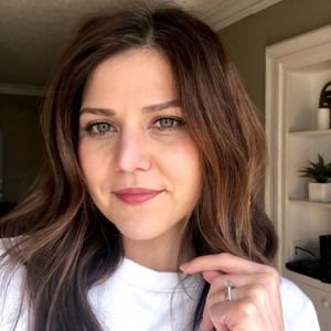 Meet your Posher, Justina